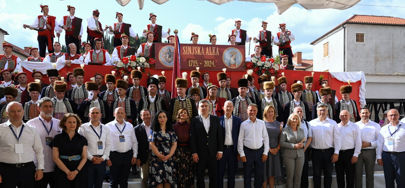 Sinj je još jednom središte naših tradicionalnih i kulturnih događanja